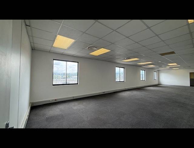 789M² OFFICE TO LET IN UMGENI BUSINESS PARK